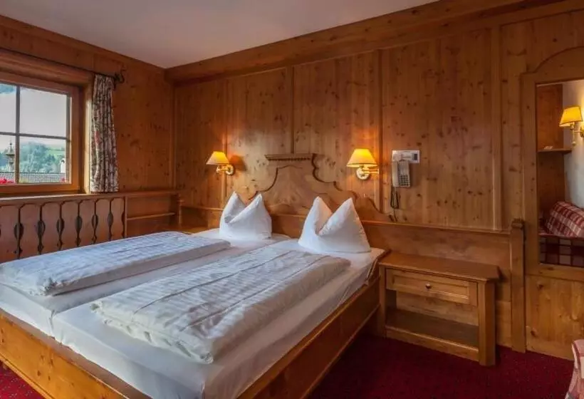 בית מלון כפרי Zur Post