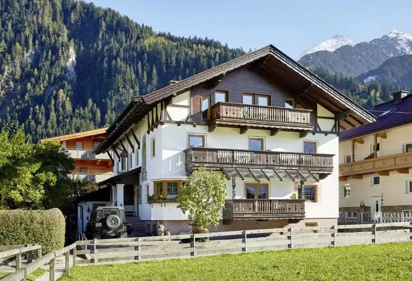 펜션 Gästehaus Huber