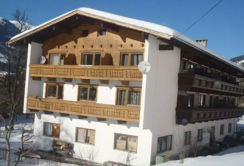 ペンション Gästehaus Pendl