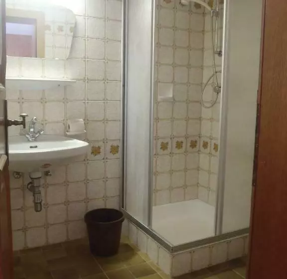 ペンション Gästehaus Pendl