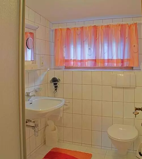 ペンション Gästehaus Resi