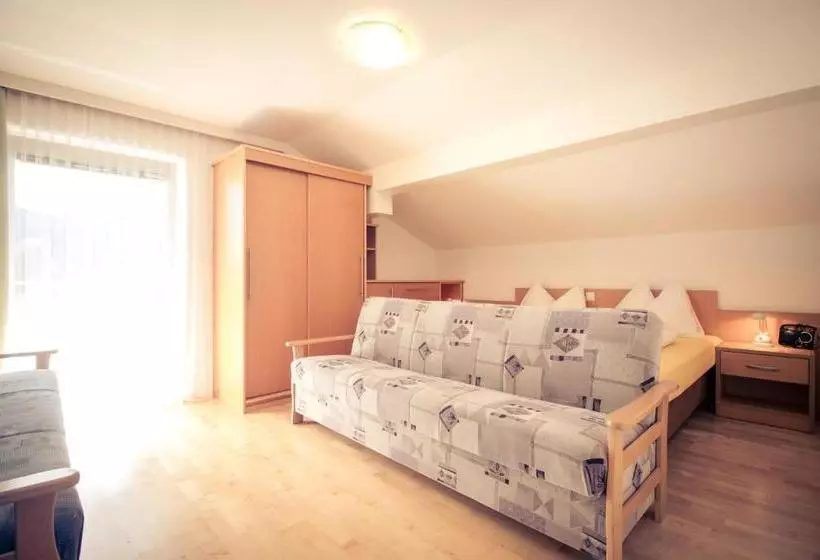 Gasthof Pension Popolari