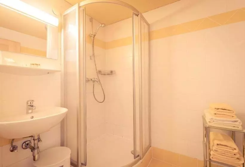 Gasthof Pension Popolari