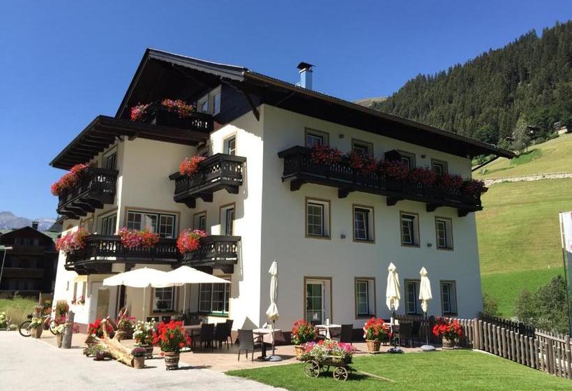 住宿加早餐  Garni Grünmoos