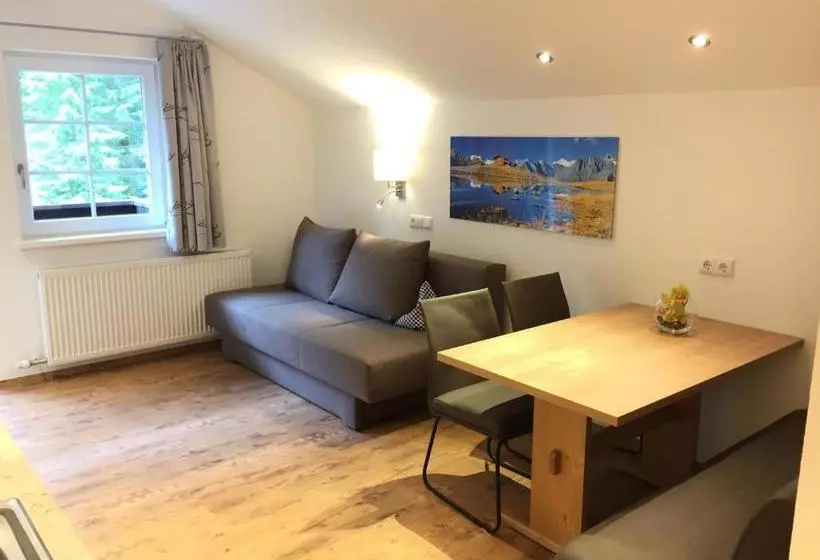 Bed and Breakfast Garni Grünmoos