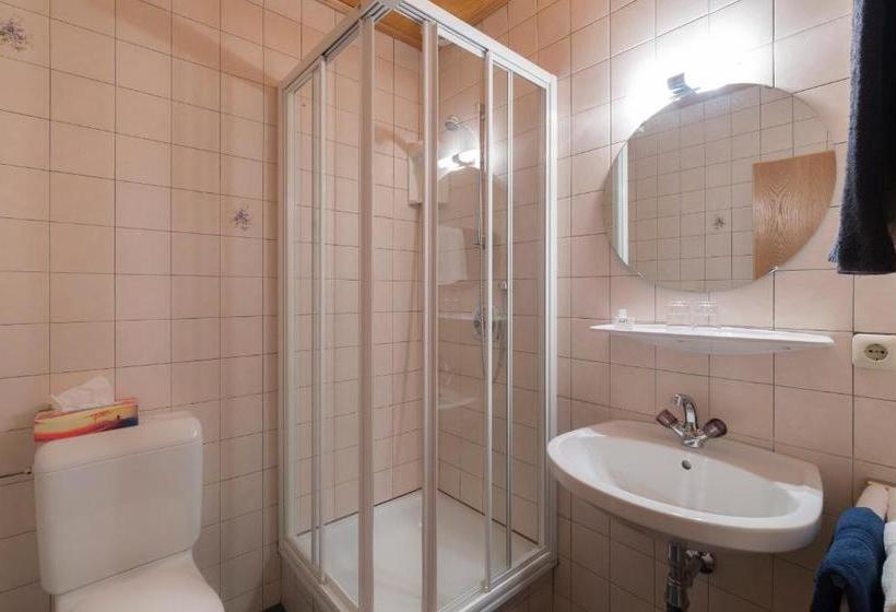 住宿加早餐  Pension Rega