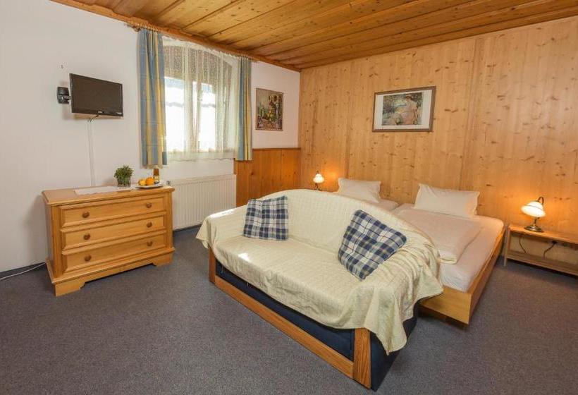 住宿加早餐  Pension Rega