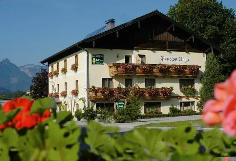 مبيت وإفطار Pension Rega