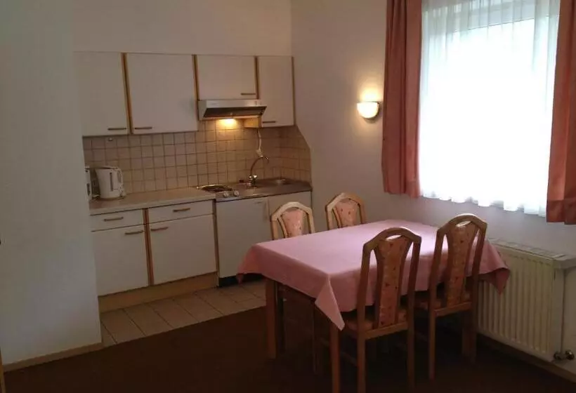 Bed and Breakfast Pension & Appartement Fortin