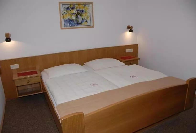 Bed and Breakfast Pension & Appartement Fortin