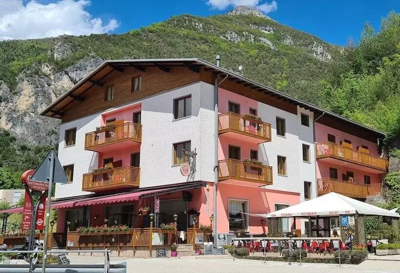 Отель Cima D'oro