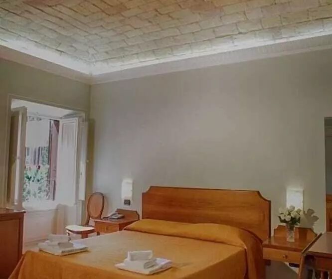 هتل Domus Real Cardello