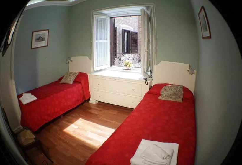 هتل Domus Real Cardello