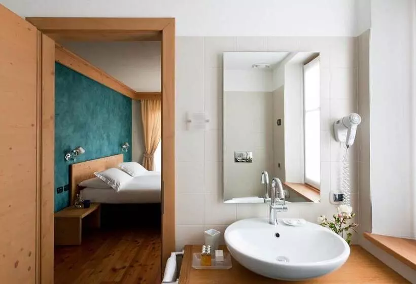 Отель Meublè Sertorelli Reit