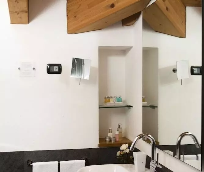 Отель Meublè Sertorelli Reit