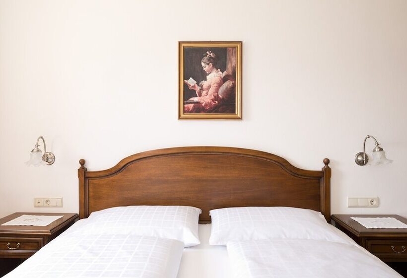 Отель Schloss Plars Wine & Suites