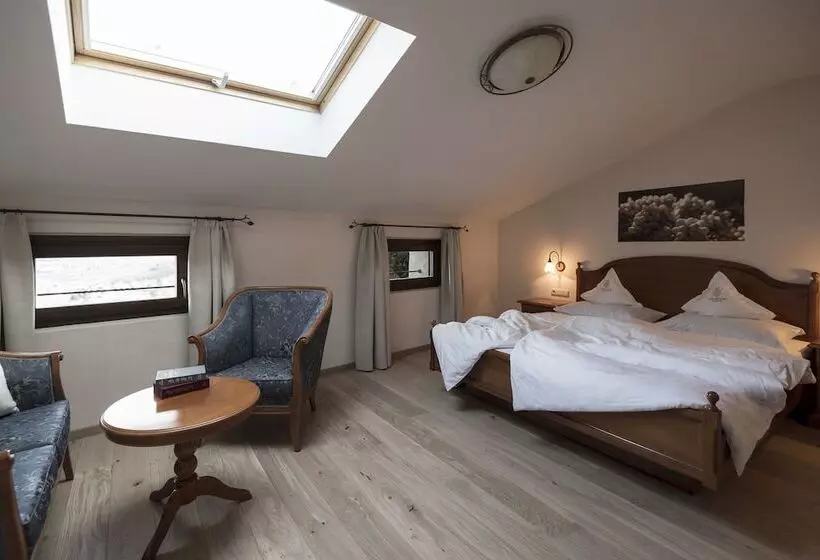 Отель Schloss Plars Wine & Suites