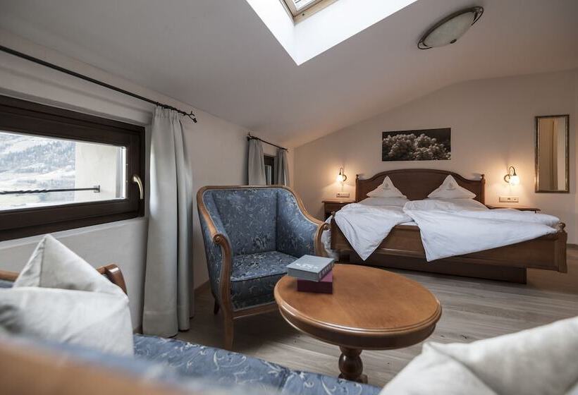 Отель Schloss Plars Wine & Suites