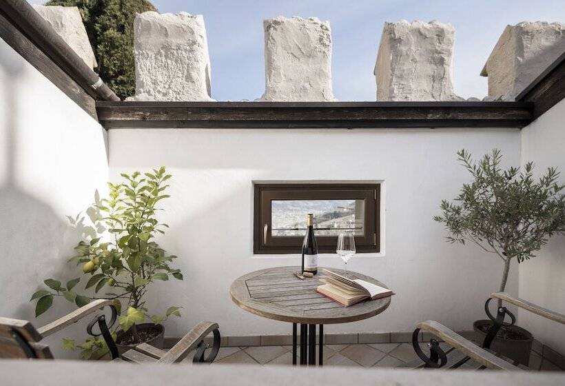 Отель Schloss Plars Wine & Suites