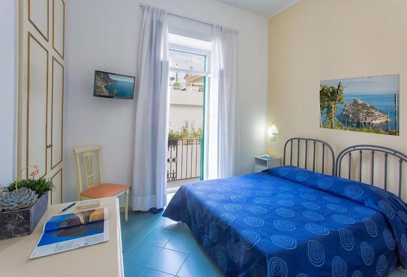 ホテル Terme Miramonte E Mare