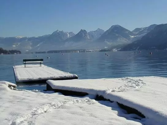 בית מלון כפרי Garni Pension Zur Wacht