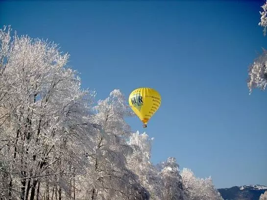 בית מלון כפרי Garni Pension Zur Wacht