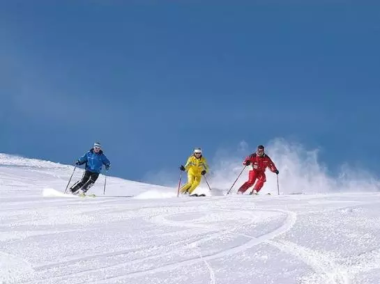 בית מלון כפרי Garni Pension Zur Wacht