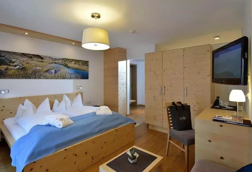 ペンション Naturhotel Tandler