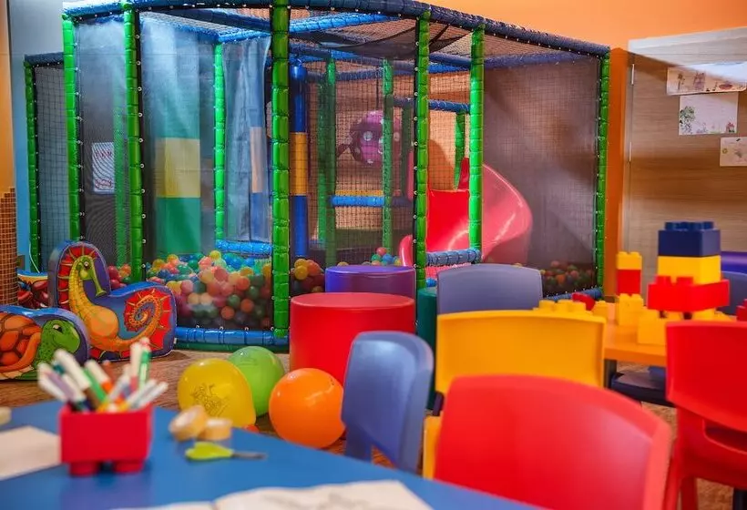 Family Hotel Adriana