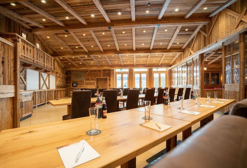 Hotel Adler  Paulas Alb