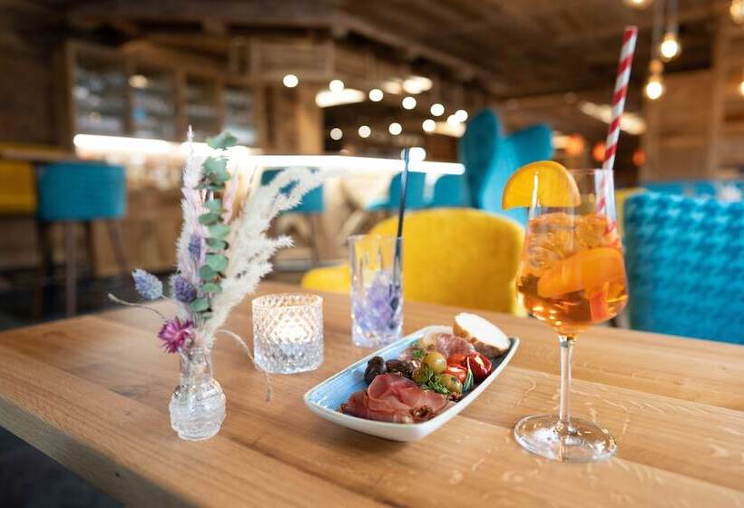 Hotel Adler  Paulas Alb