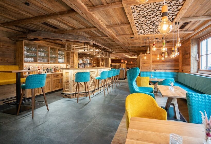 Hotel Adler  Paulas Alb