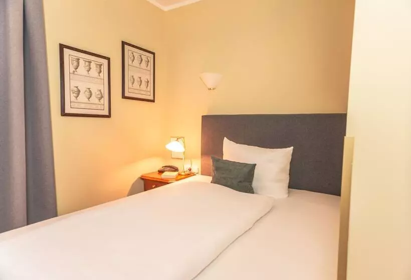 هتل Altmunchen By Blattl