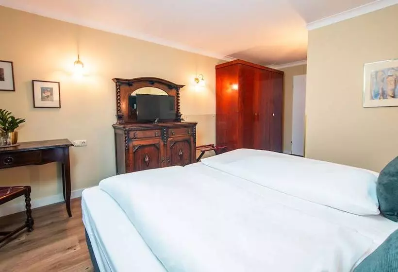 هتل Altmunchen By Blattl