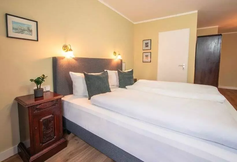 هتل Altmunchen By Blattl