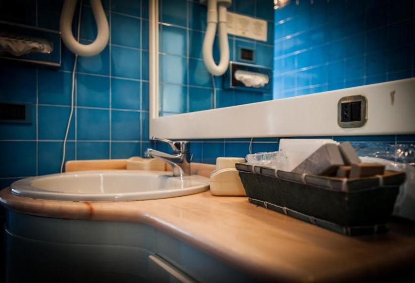 בית מלון כפרי Caesar Residence & Spa