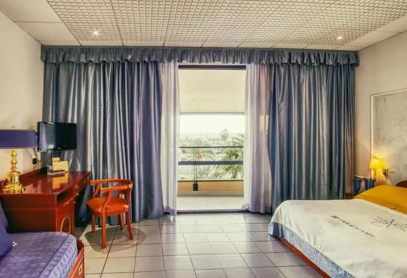 فندق Caesar Residence & Spa