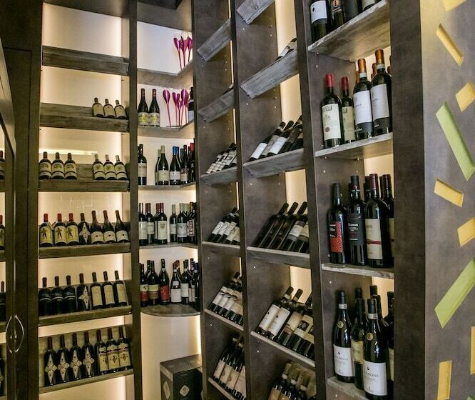 酒店 Design Oberosler