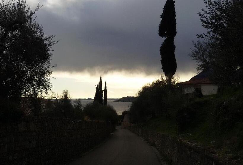 فندق Garnì Bartabel