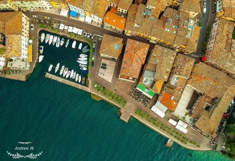 ホテル Garnì Bartabel