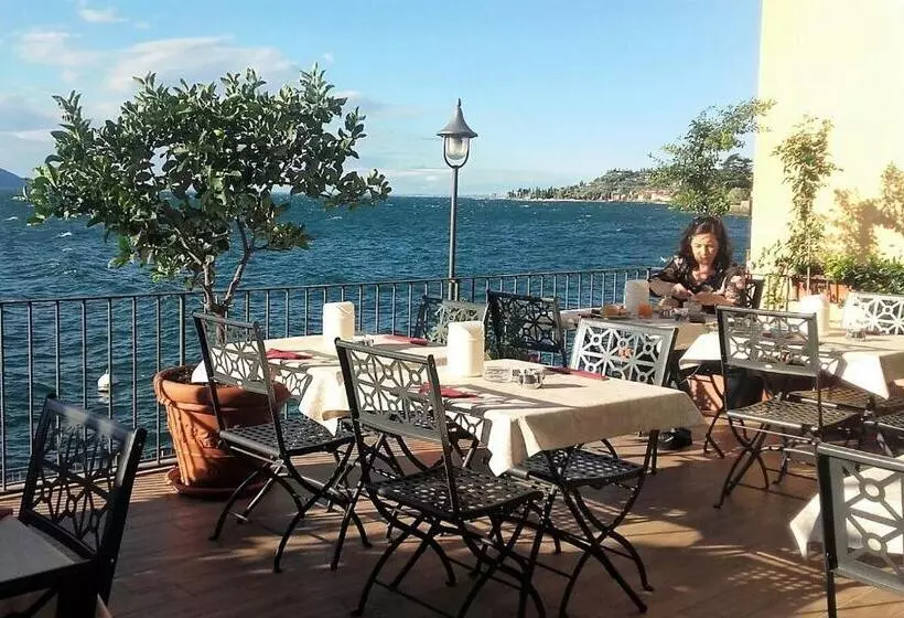 ホテル Garnì Bartabel