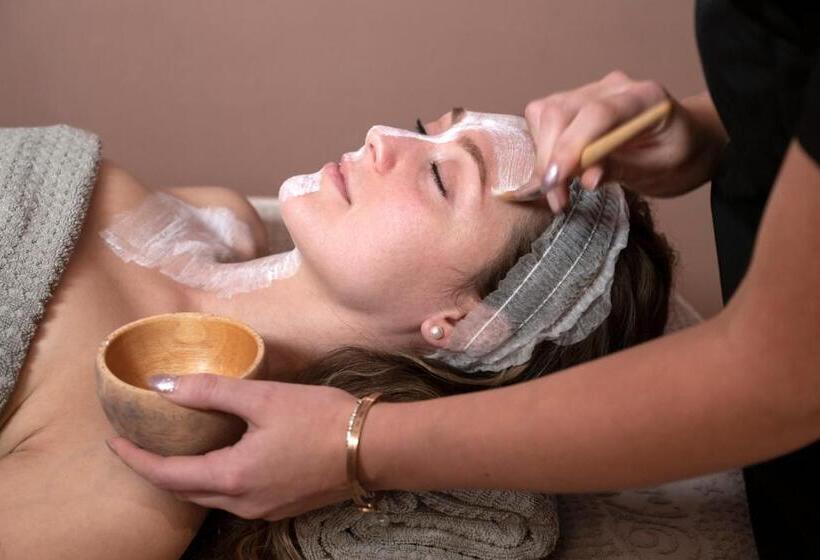 فندق Ladinia Dolomites View