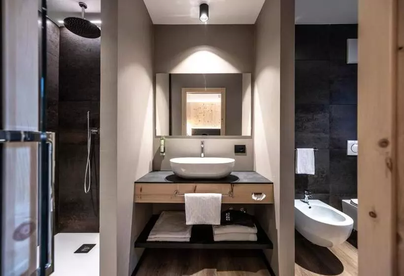 Hotel Ladinia Dolomites View