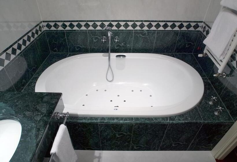 בית מלון כפרי Maxim