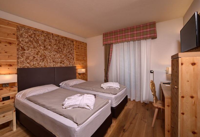 Отель Ravelli Luxury Spa