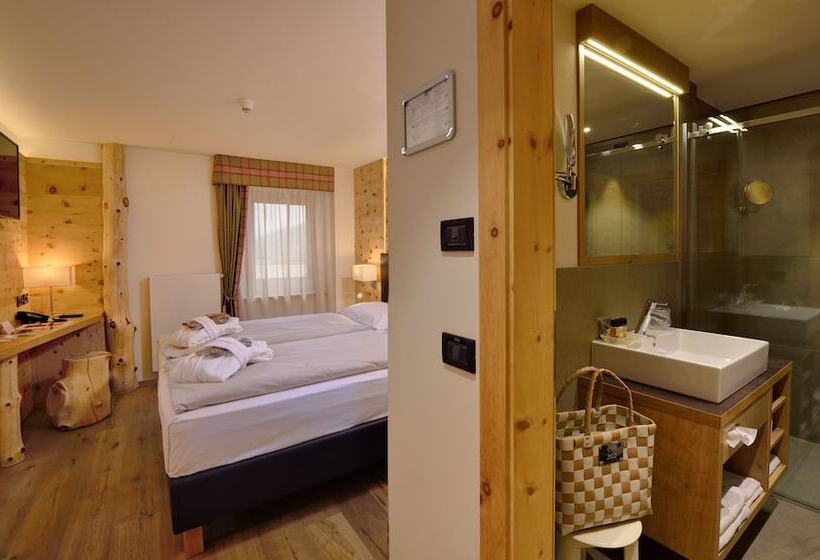 Отель Ravelli Luxury Spa