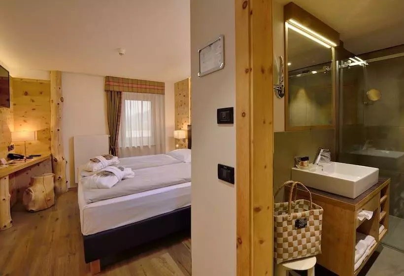 Отель Ravelli Luxury Spa