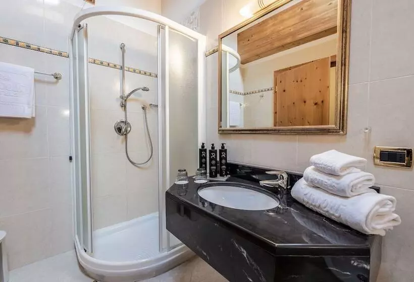 Отель Ravelli Luxury Spa