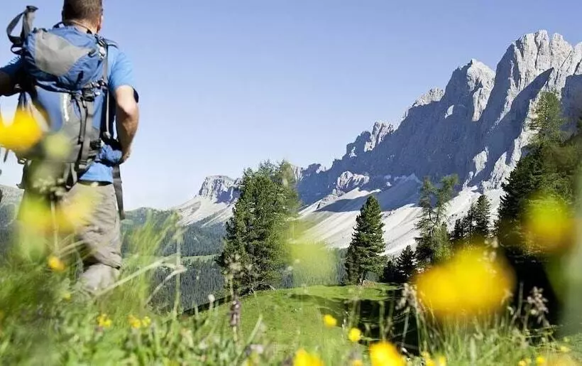 Отель Ravelli Luxury Spa