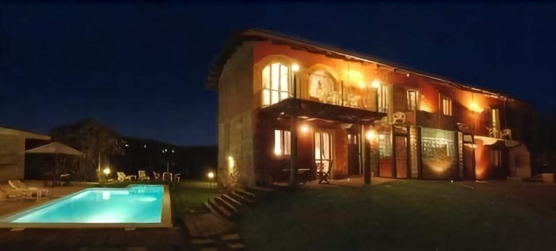 בית מלון כפרי Red Wine Camere